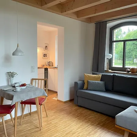 Schafstall - Nah An Erfurt Und Weimar *