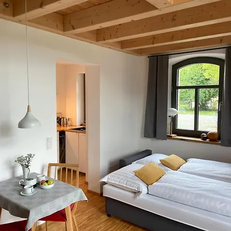 Schafstall - Nah An Erfurt Und Weimar *